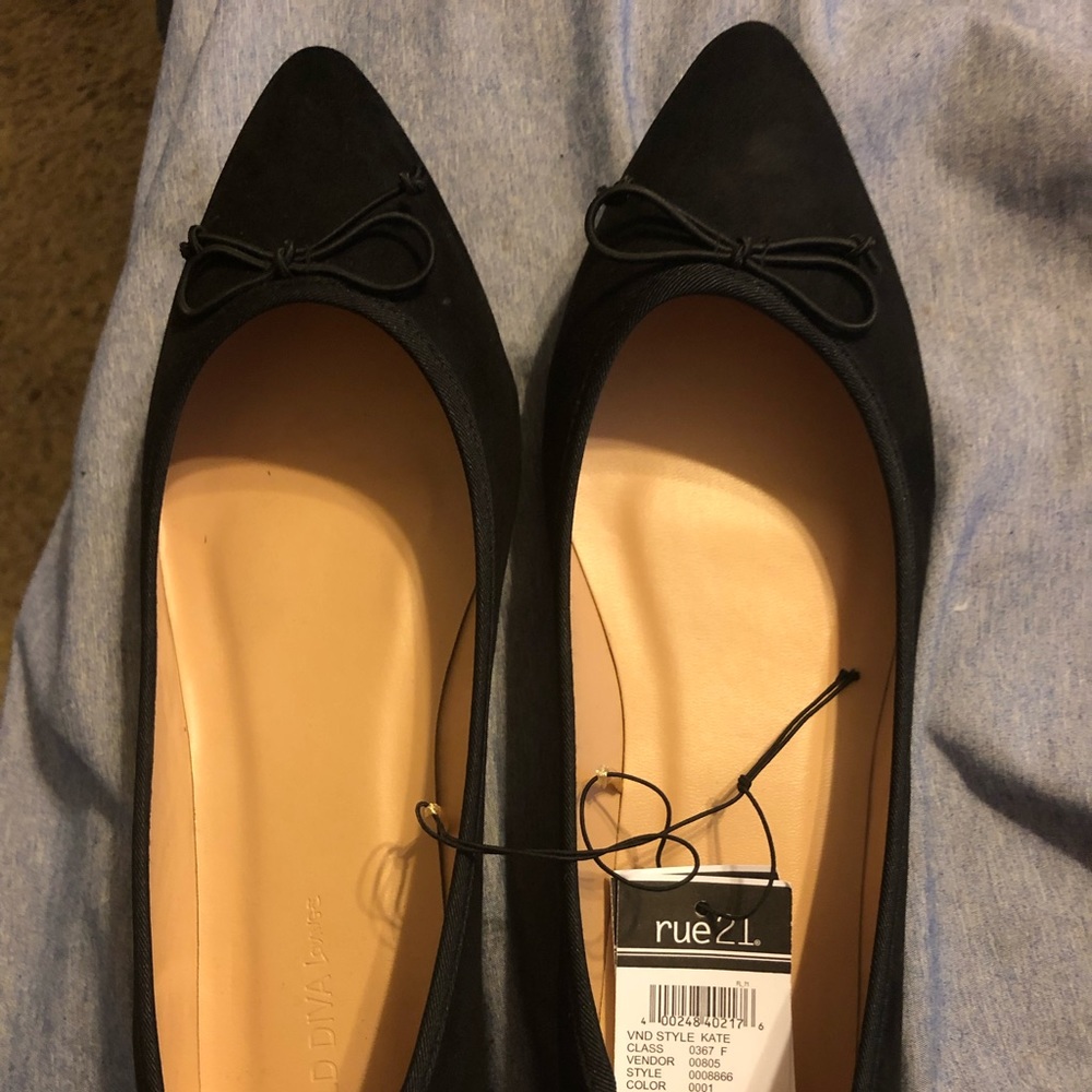 Wild Diva pointed toe ballet flats